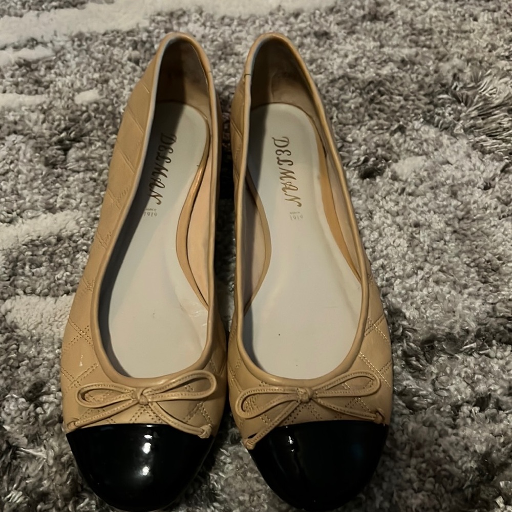 Flats loafers shoes